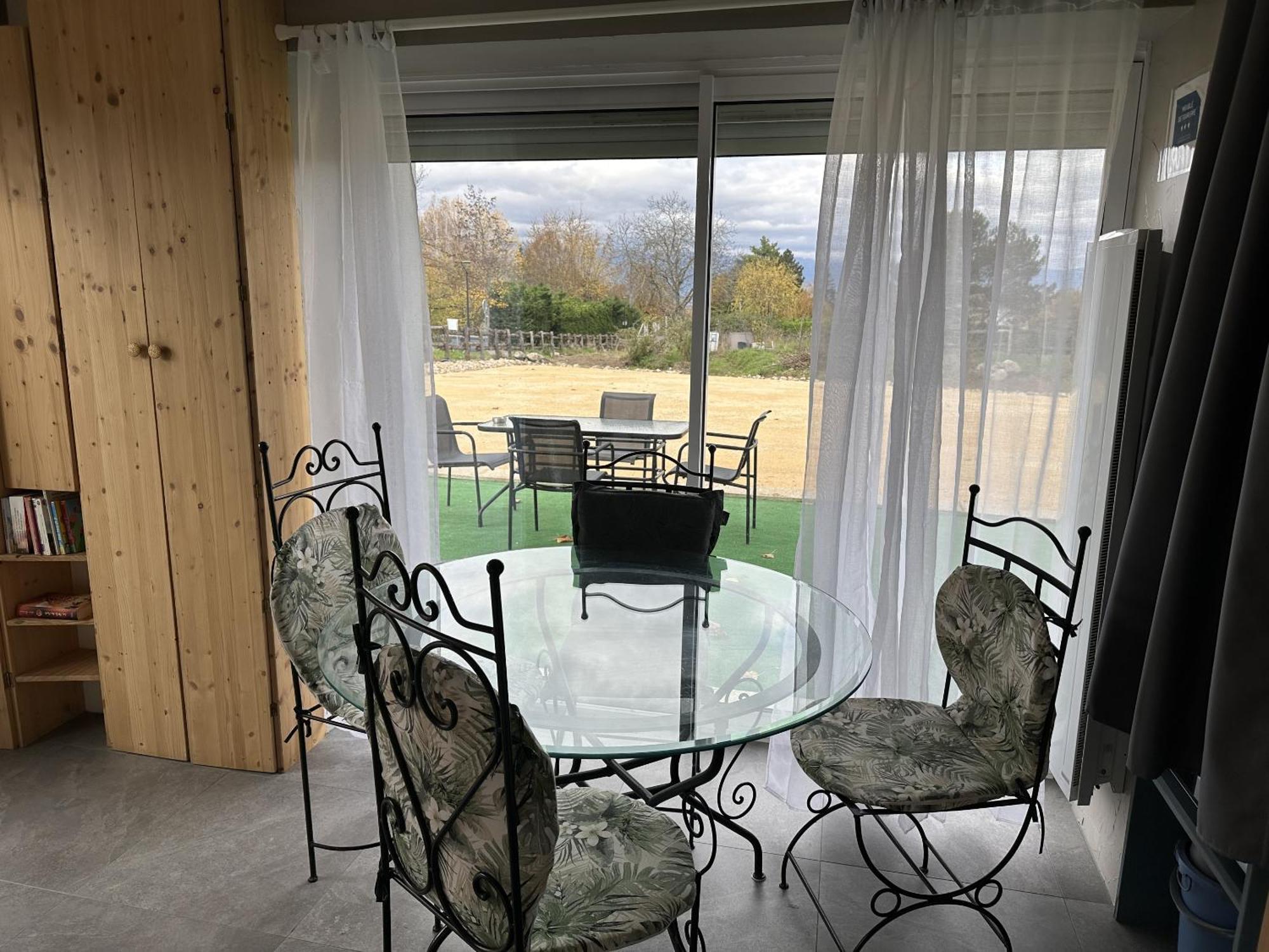 Villa La Ferme Aux Diligences à Neydens Chambre photo